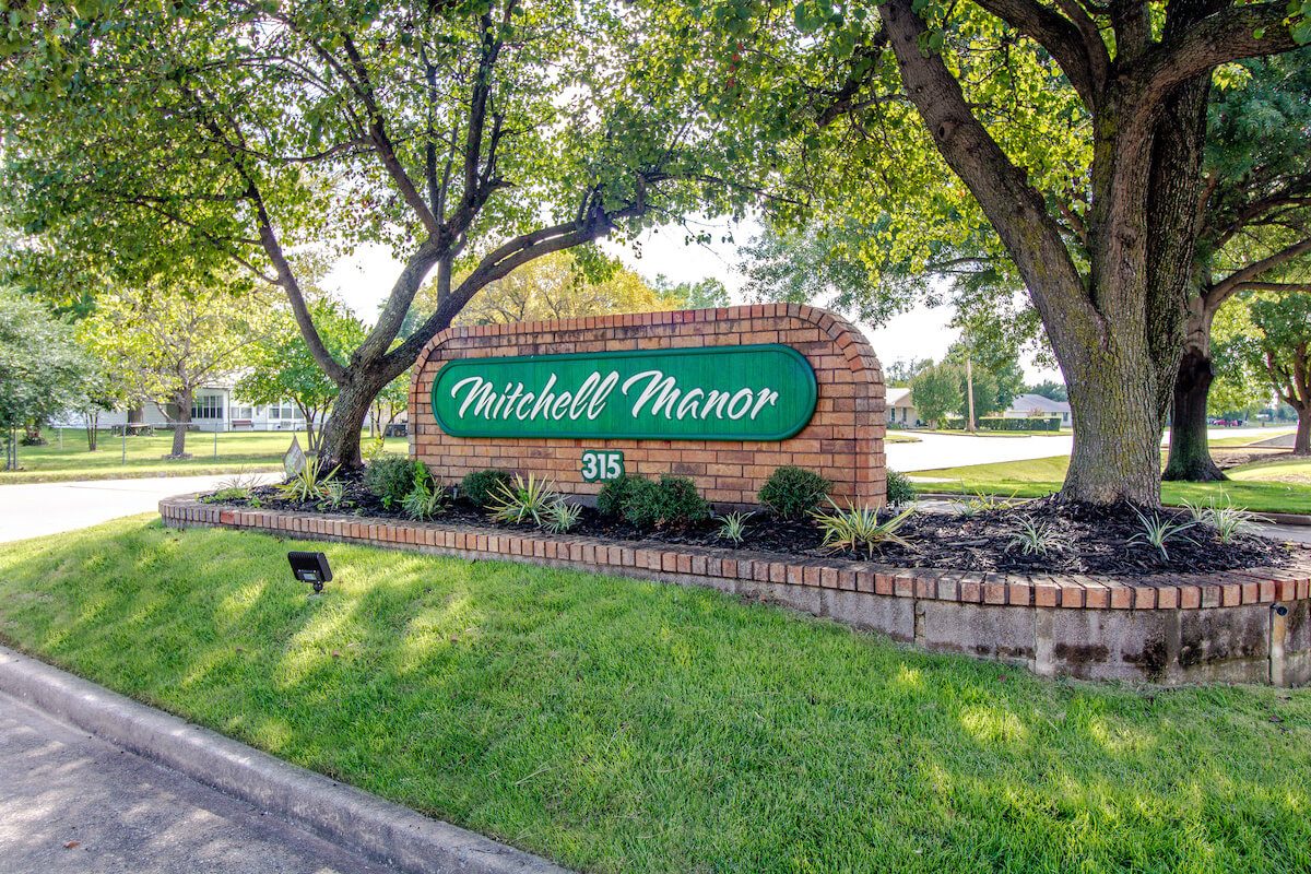 Mitchell Care & Rehab Center photo 1