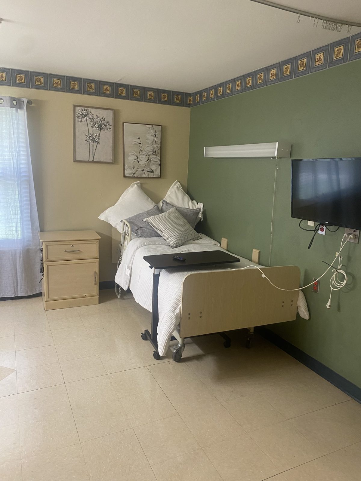 South Pointe Rehabilitation and Care Center photo 4
