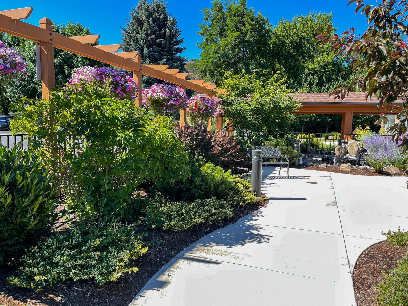 Columbia Basin Care Facility photo 1