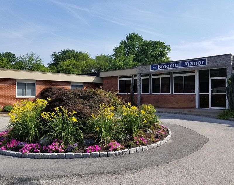 Broomall Manor  photo 1