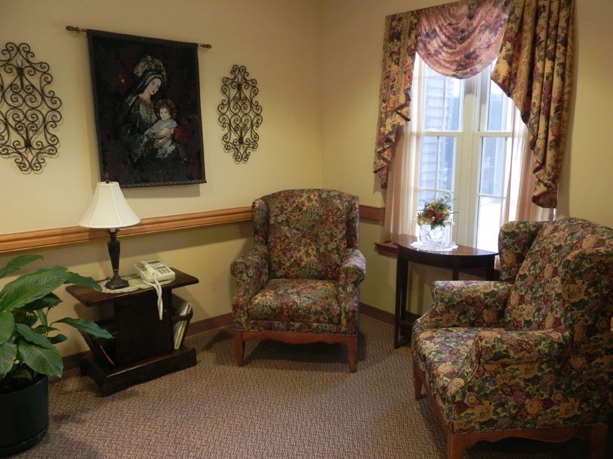 Garvey Manor photo 2