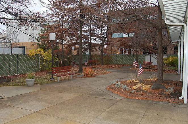 Golden Livingcenter-Summit