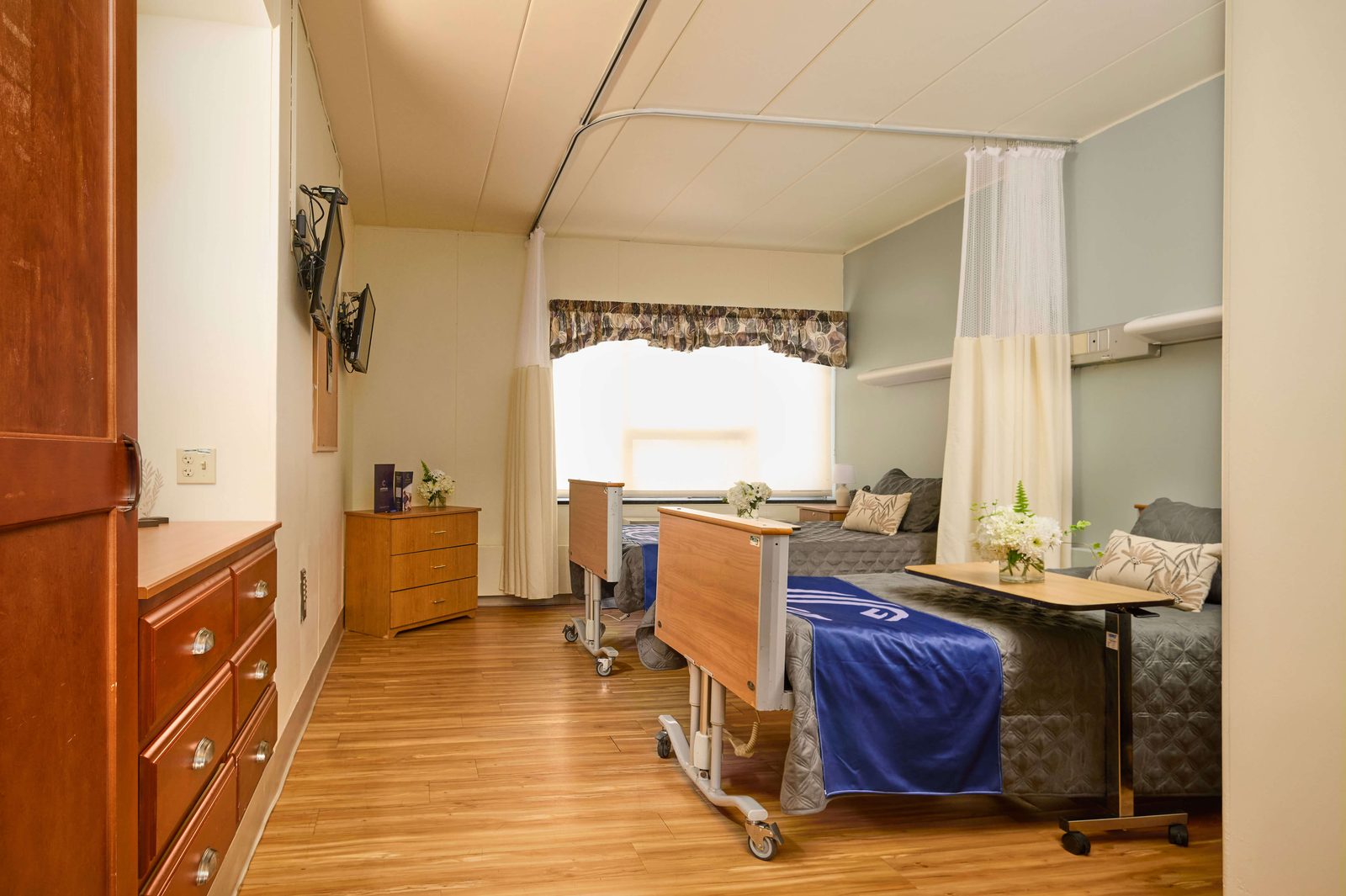 Lakewood Rehabilitation & Healthcare Center photo 4
