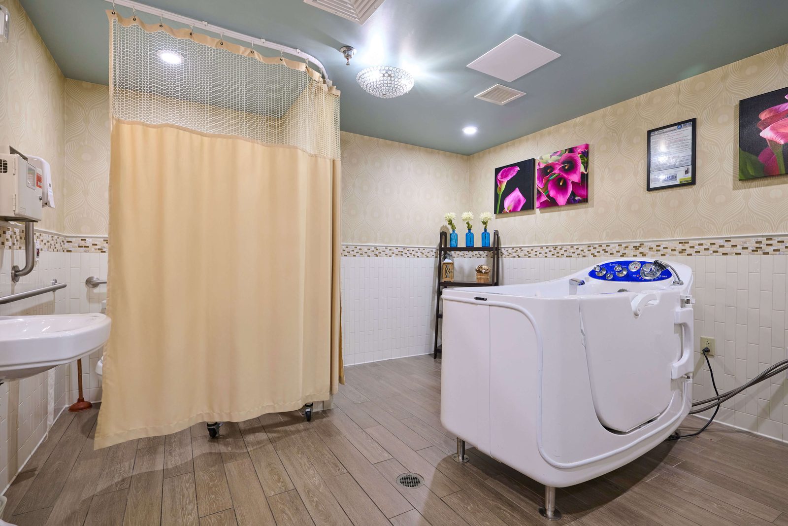 Maple Ridge Rehabilitation & Healthcare Center photo 2