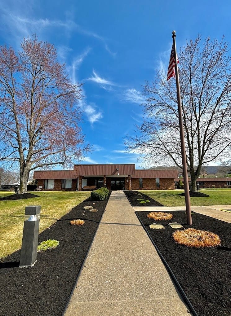 Greenwood Center for Rehabilitation and Nursing photo 3