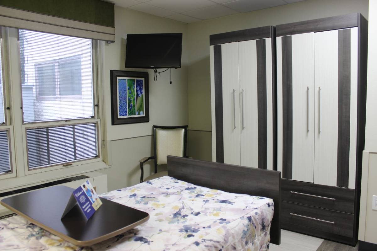 Renaissance Healthcare & Rehabilitation Center photo 5