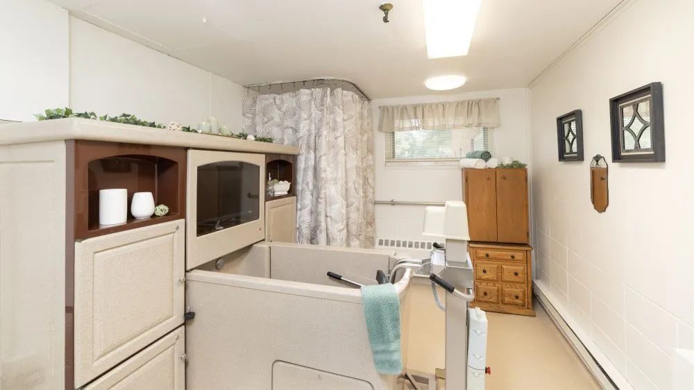 Riverview Manor photo 5