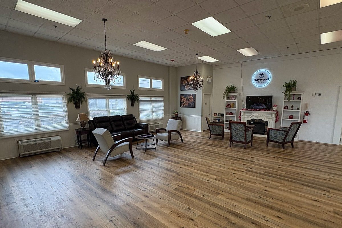 Crestview Health Care Center photo 6