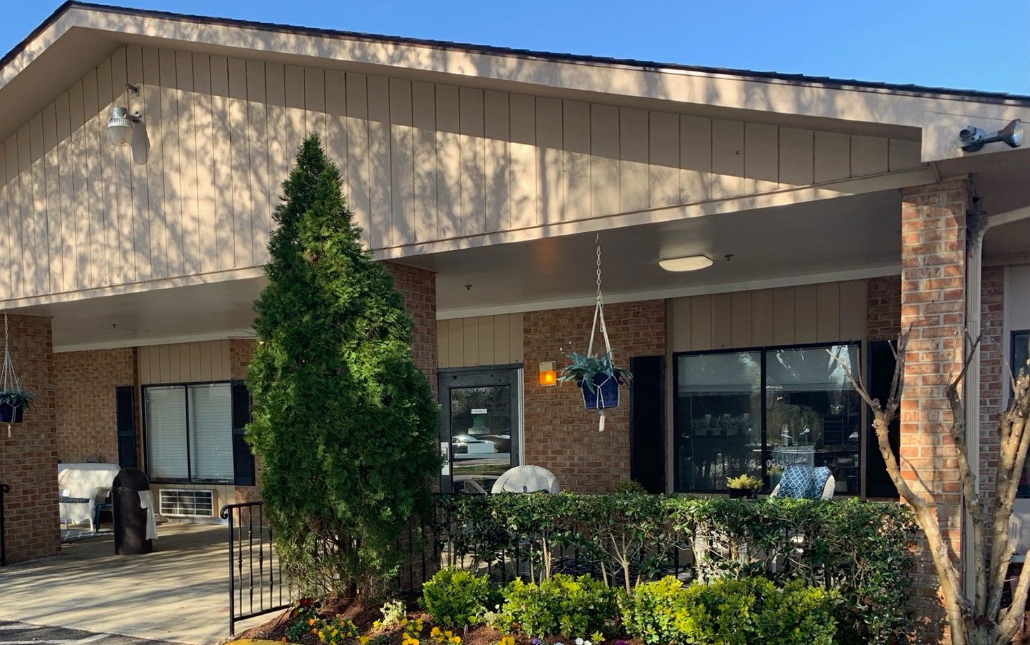 Smyrna Care Center photo 1