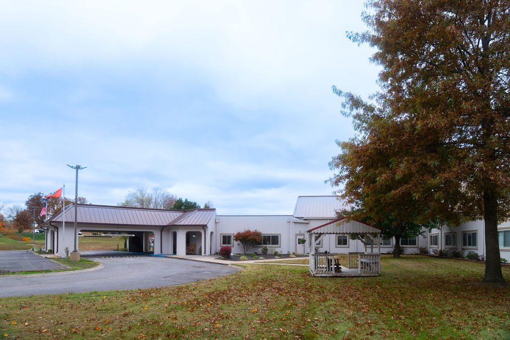 Signature Healthcare of Clarksville photo 1
