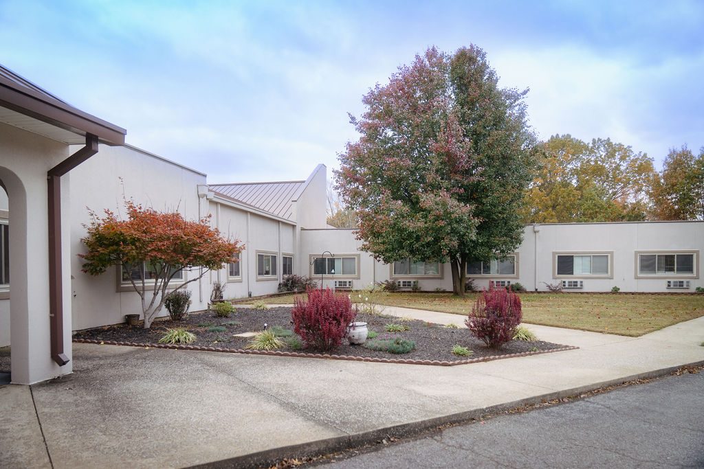 Signature Healthcare of Clarksville photo 2