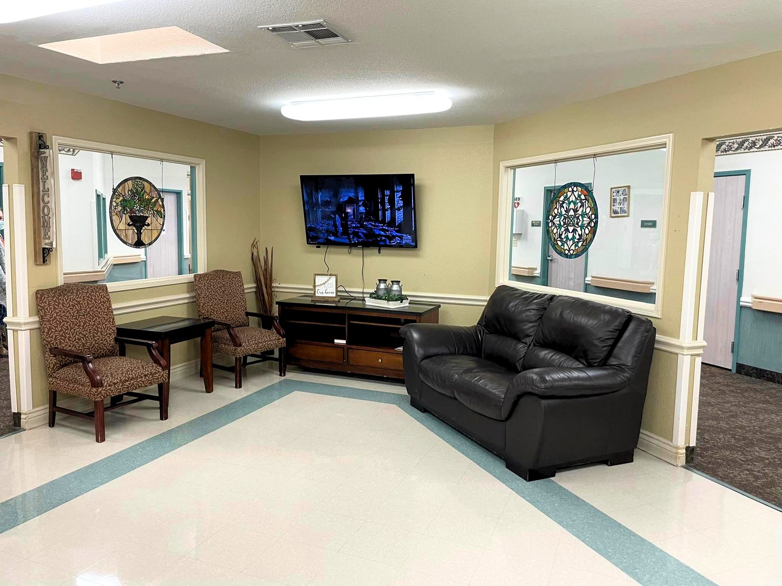 Arboretum Nursing and Rehabilitation Center of Winnie photo 3