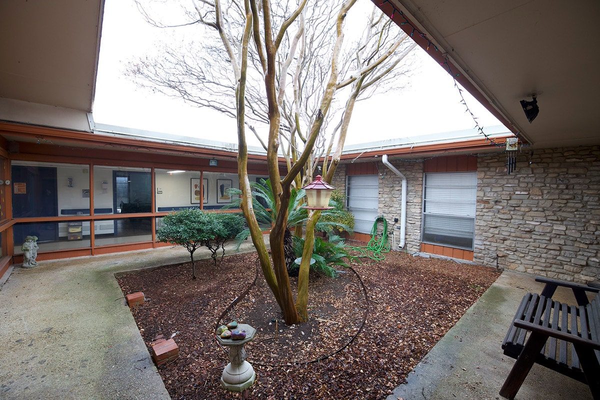Castle Hills Rehabilitation and Care Center photo 5