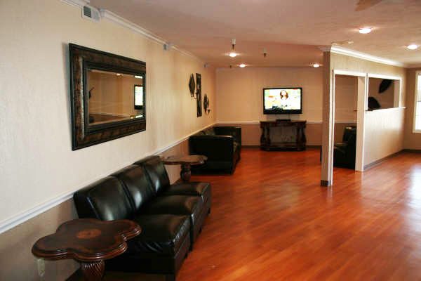 Castro County Nursing & Rehabilitation photo 10