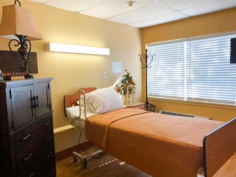 Deerings Nursing and Rehabilitation photo 3