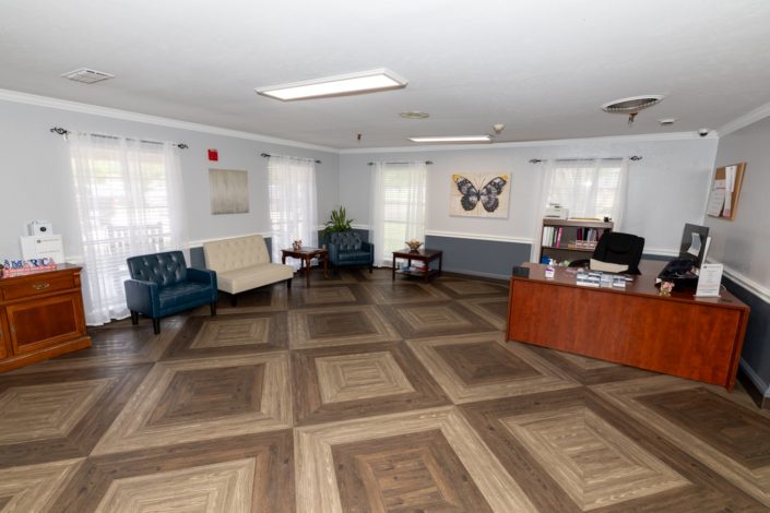 Crestwood Health and Rehabilitation Center photo 1