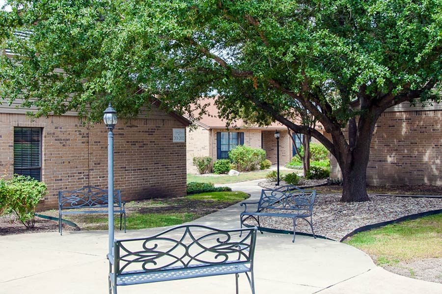 Golden Estates Rehabilitation Center photo 1