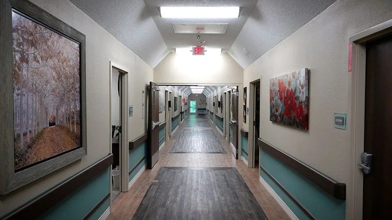 Sabine Heights Nursing and Rehabilitation Center photo 4