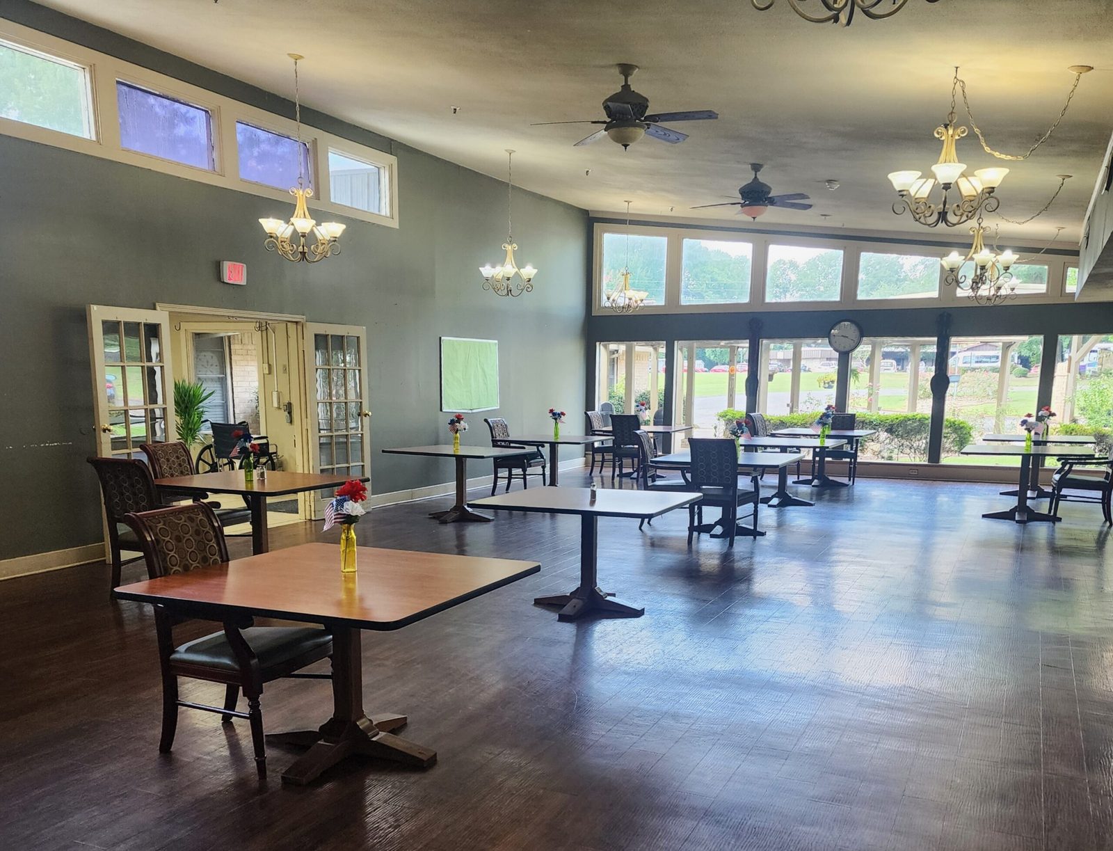 Heritage At Longview Healthcare Center photo 4