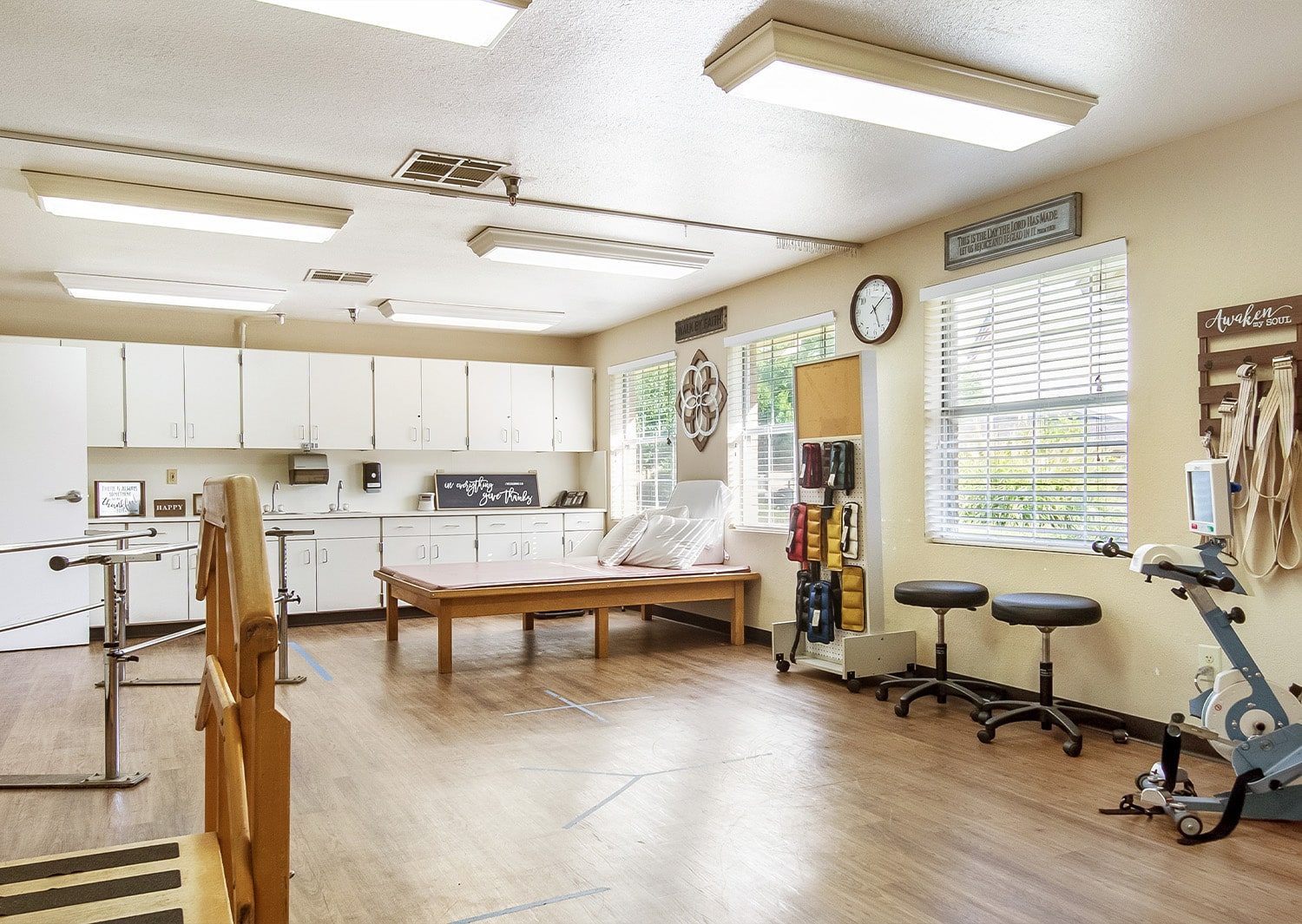 Lakeshore Village Nursing and Rehabilitation photo 5
