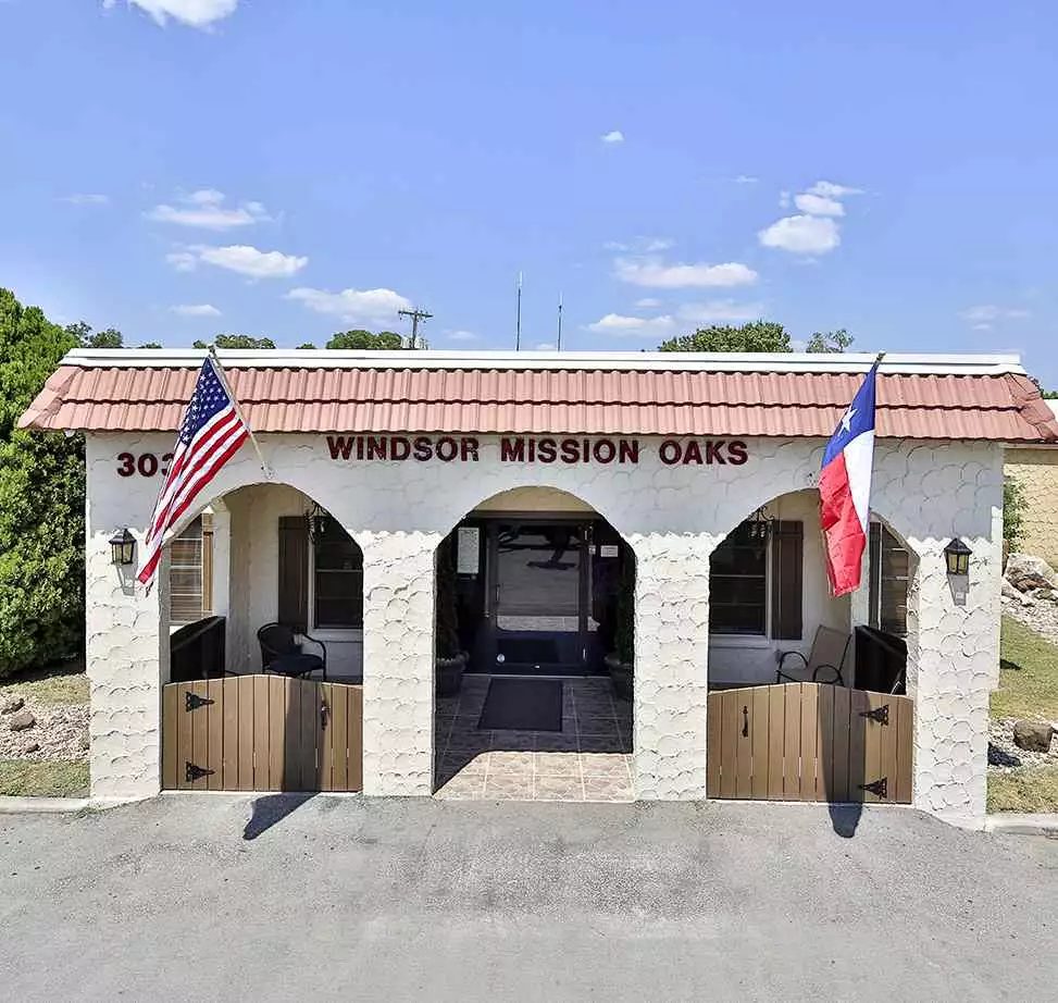 Windsor Mission Oaks photo 1