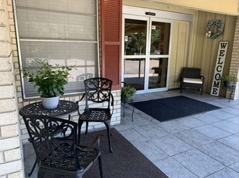 Navasota Nursing & Rehabilitation photo 2