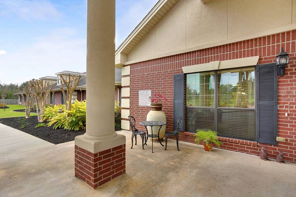 Park Manor Of Tomball photo 3