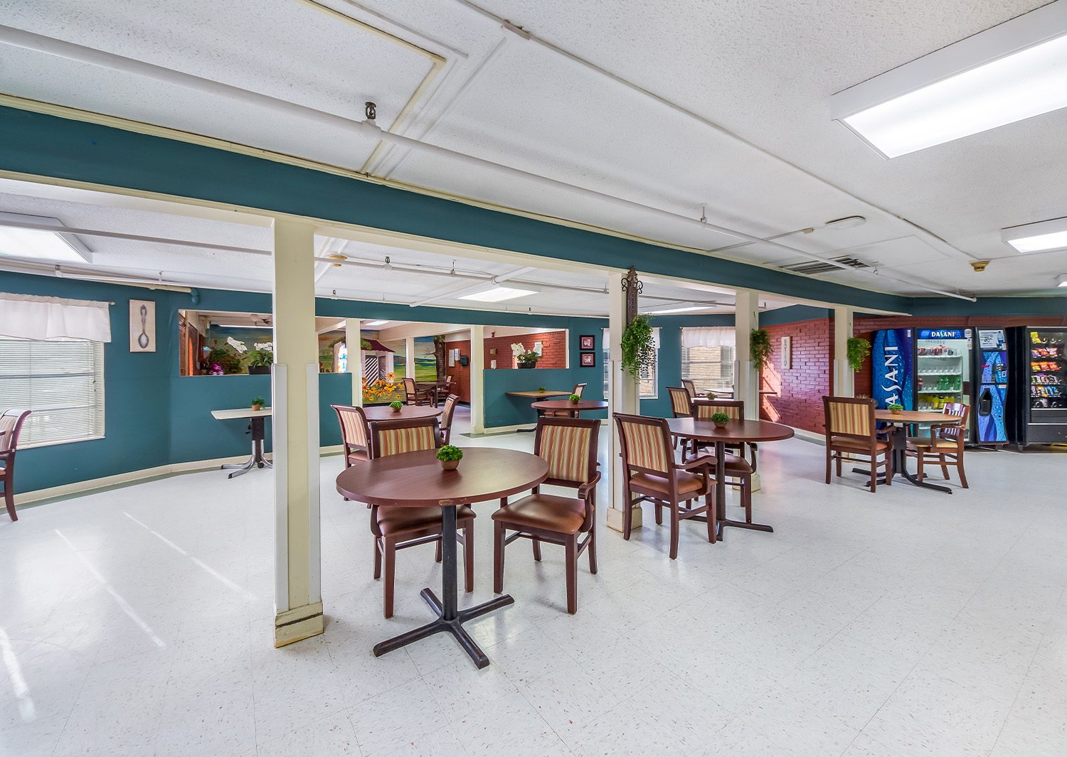 Pleasanton South Nursing and Rehabilitation photo 2