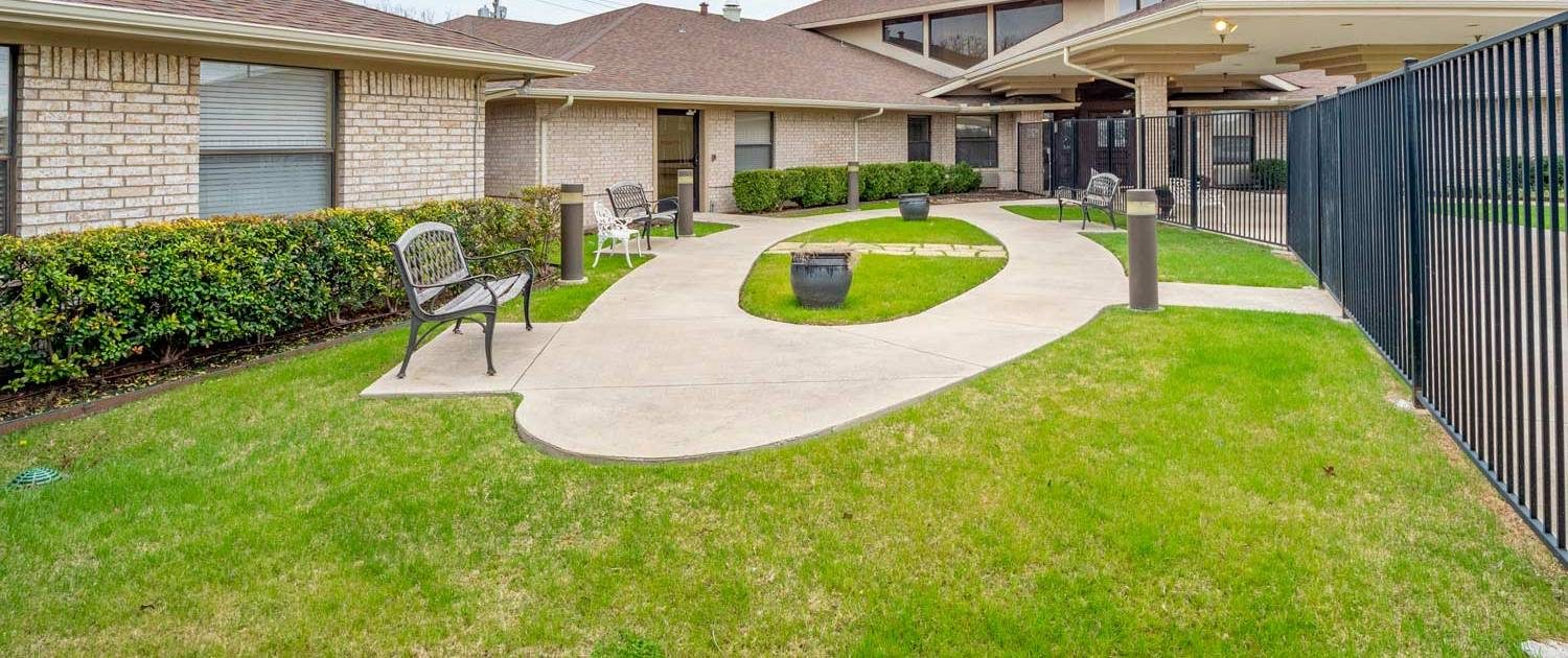 Rowlett Health & Rehabilitation Center photo 1