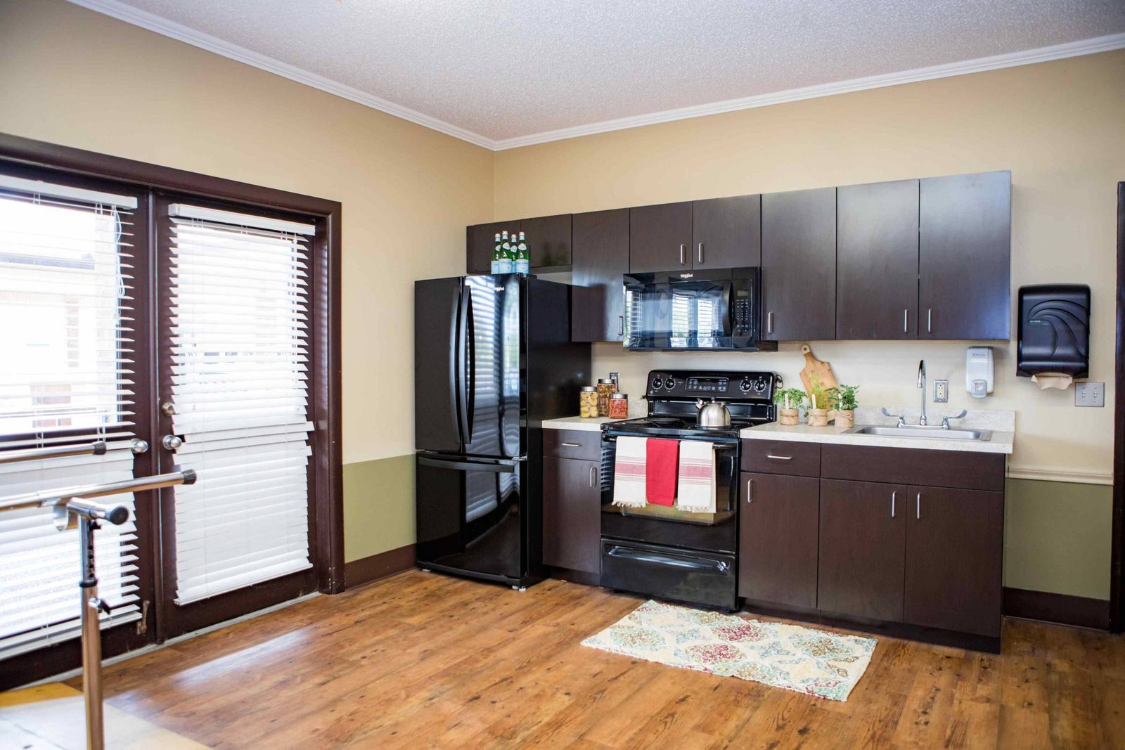 Silver Pines Nursing and Rehabilitation Center photo 5