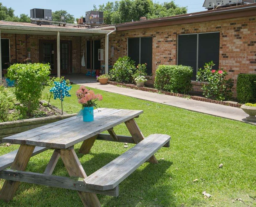 The Courtyard Rehabilitation and Healthcare Center photo 2