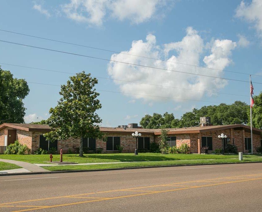 The Courtyard Rehabilitation and Healthcare Center photo 4