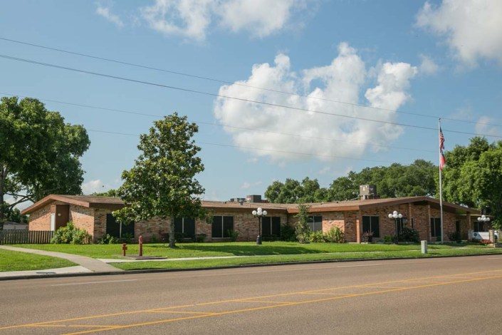 The Courtyard Rehabilitation and Healthcare Center photo 5