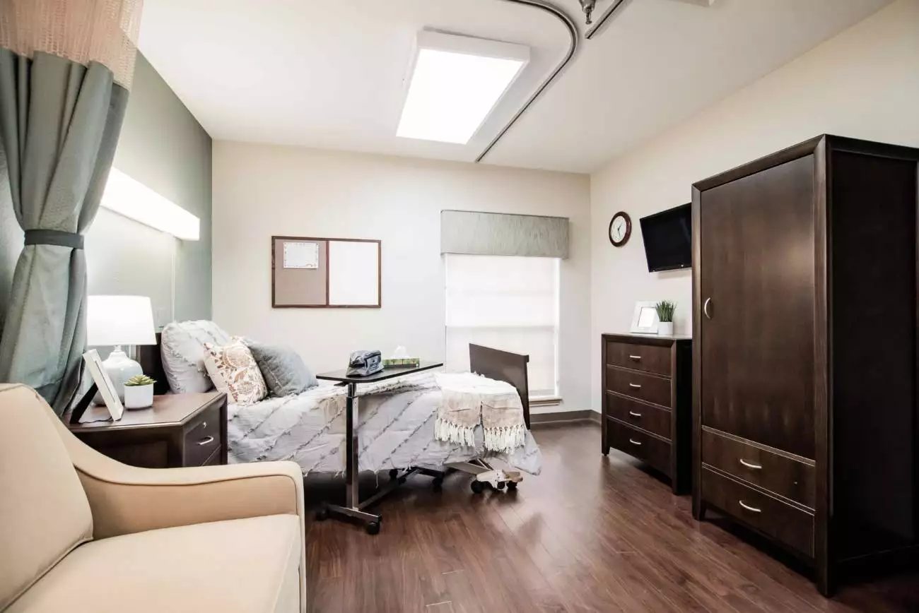 The Woodlands Nursing and Rehabilitation Center photo 3