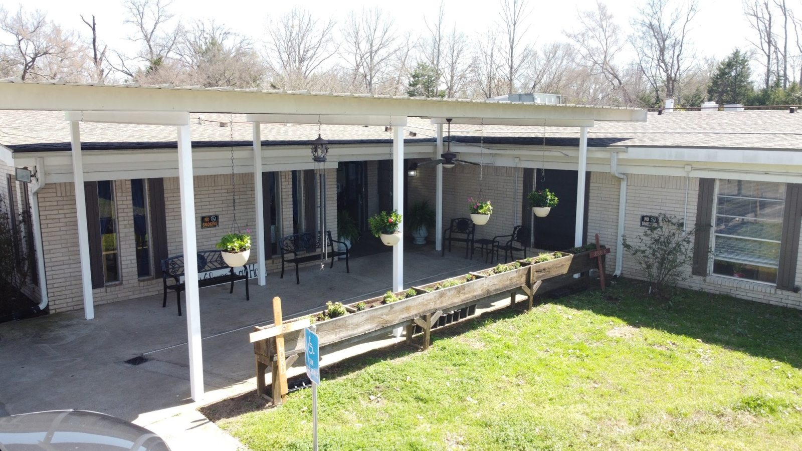 Lakeview Rehabilitation and Healthcare Center photo 4