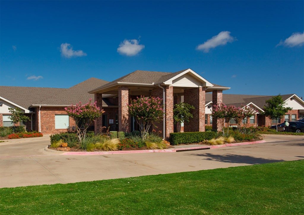 Town East Rehabilitation And Healthcare Center photo 1