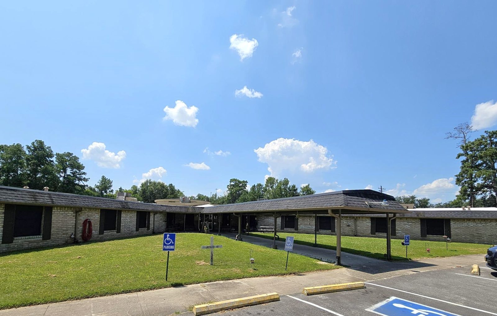 Vidor Health & Rehabilitation Center photo 3