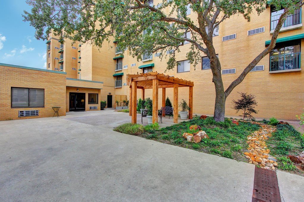 Vintage Health Care Center photo 2