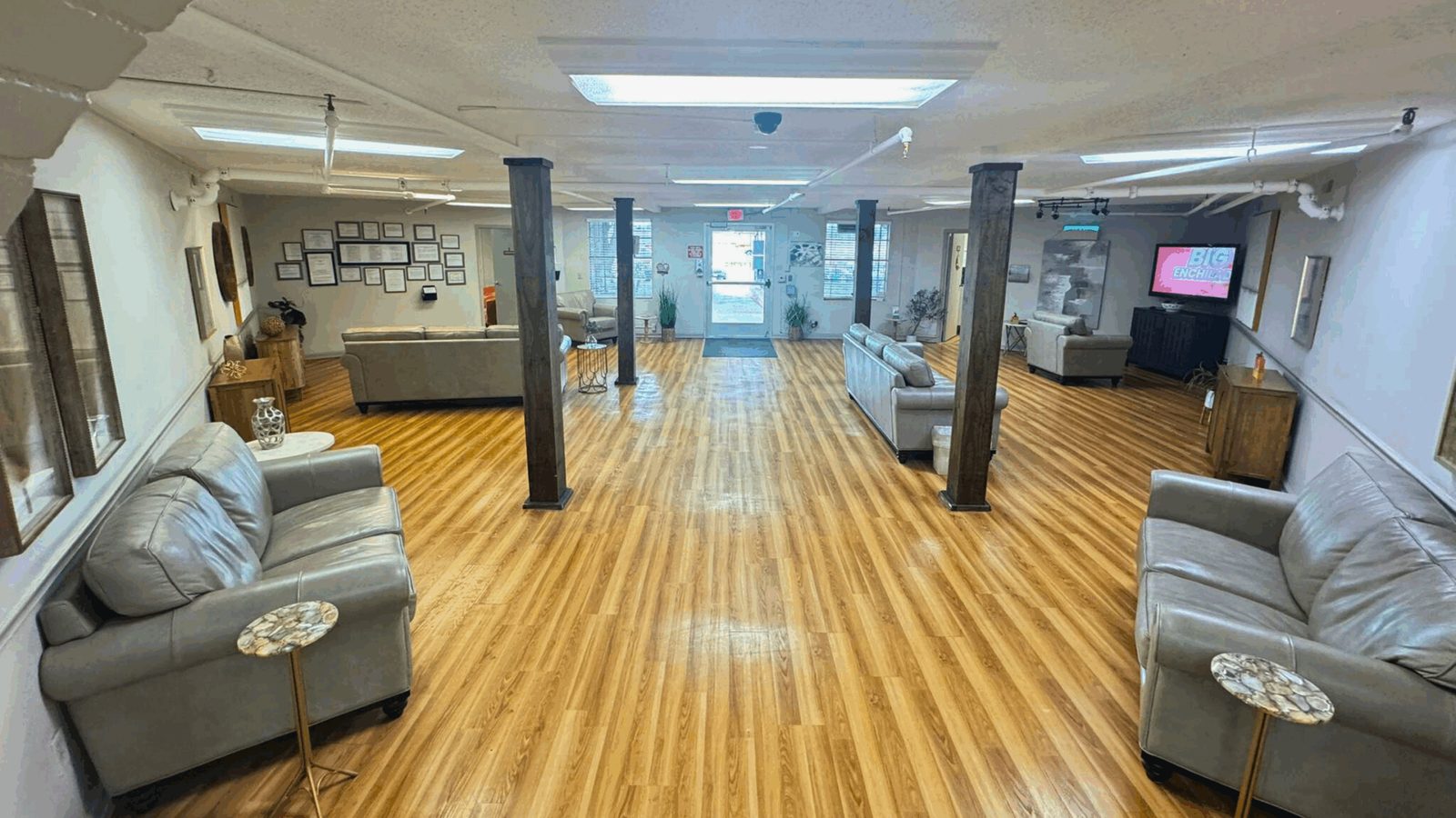 Whisperwood Nursing & Rehabilitation Center photo 2