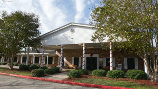 Woodlake Nursing Center photo 3