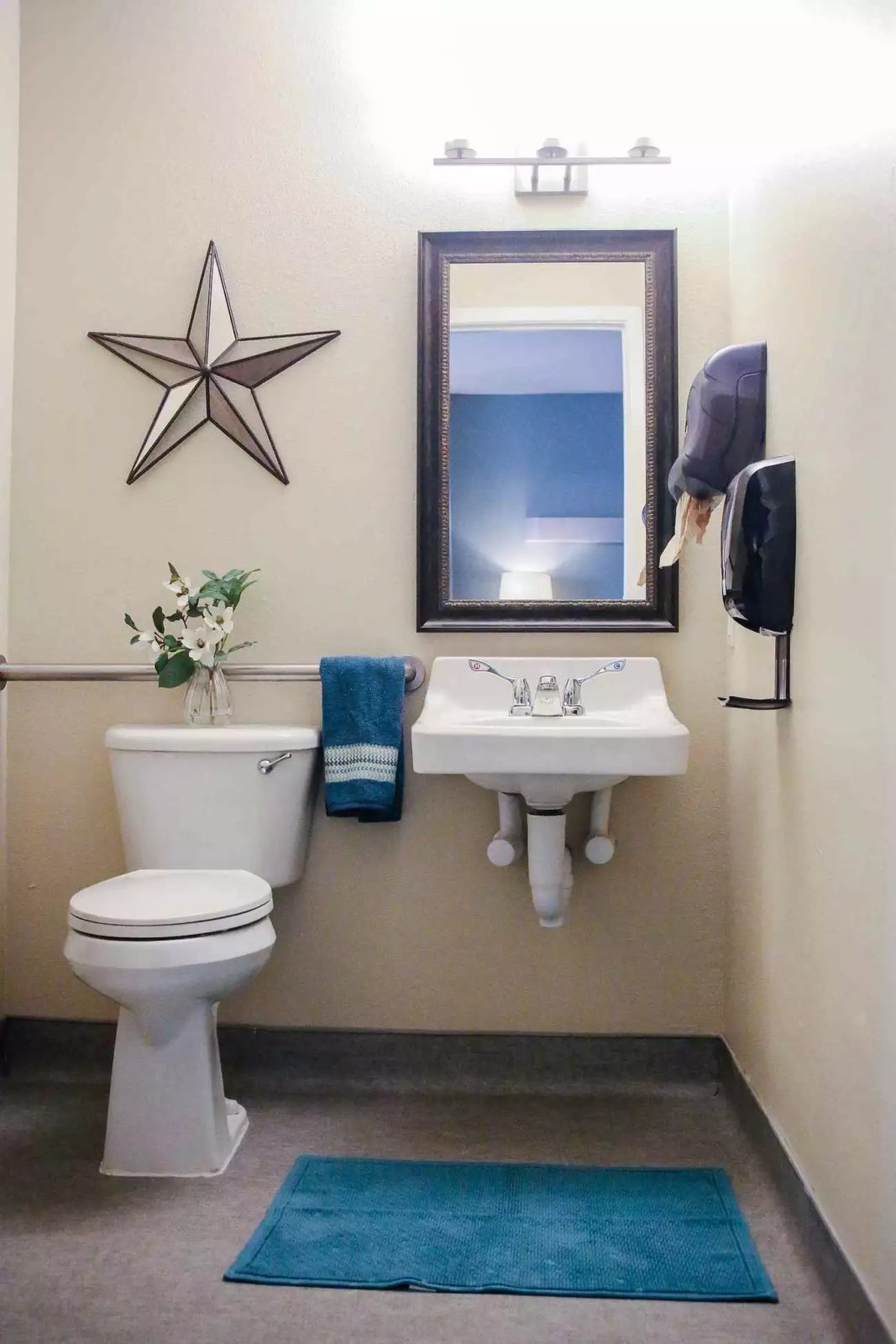 Yoakum Nursing And Rehabilitation Center photo 4