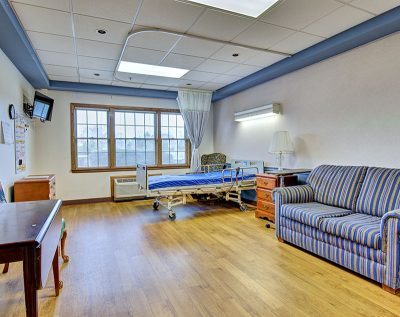 Colonial Health & Rehab Center, LLC photo 4
