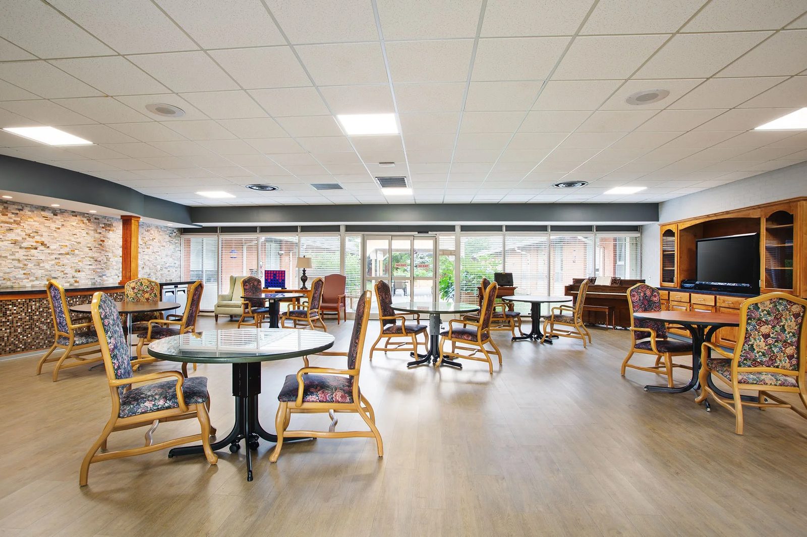 South Roanoke Nursing Home Inc photo 5