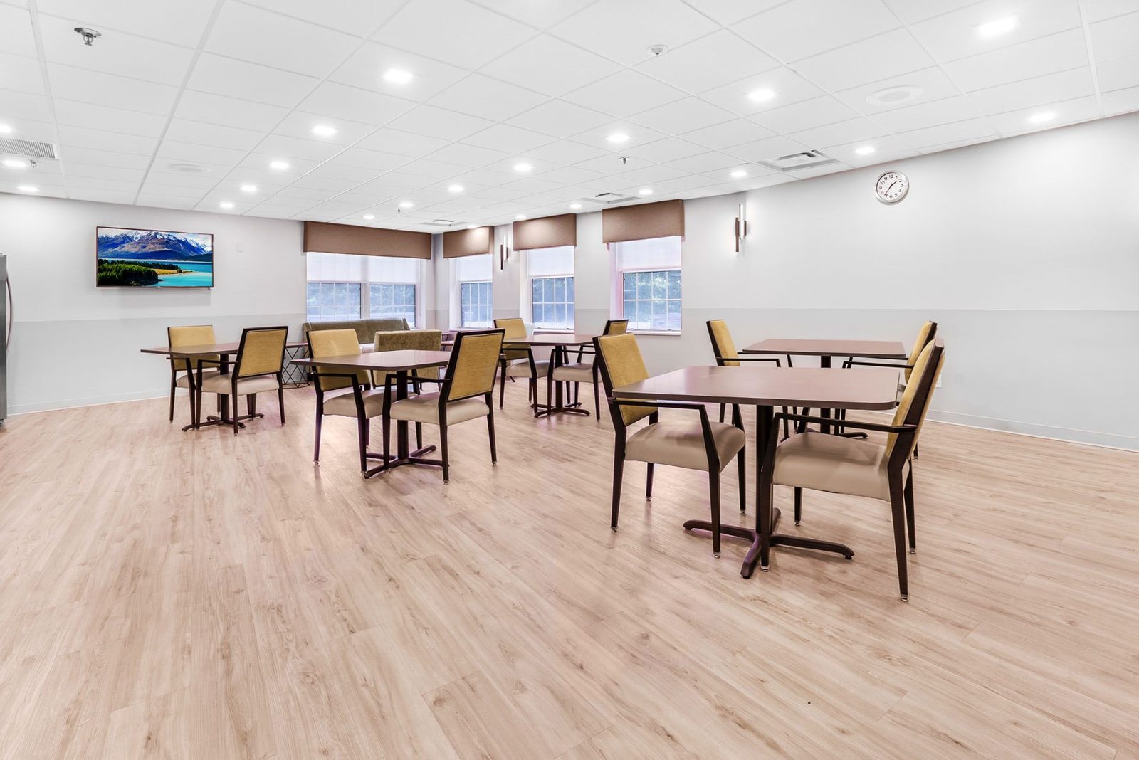 Woodbine Rehabilitation & Healthcare Center photo 5