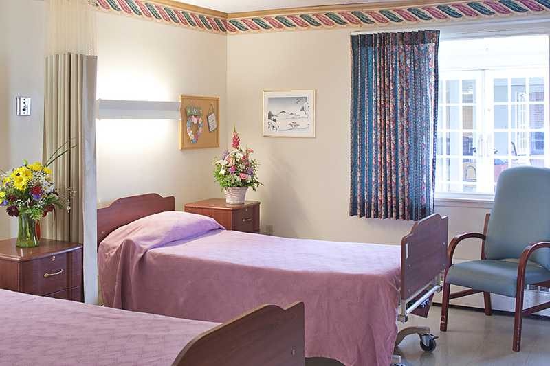 Saint Albans Healthcare & Rehabilitation Center photo 4