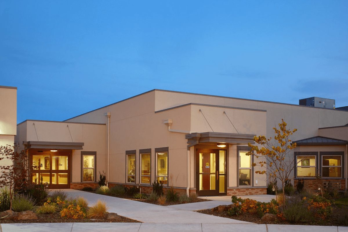 Sunnyside Healthcare Center photo 4
