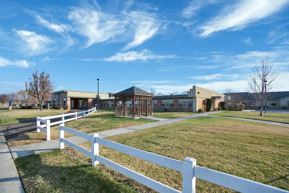 Sunnyside Healthcare Center photo 5
