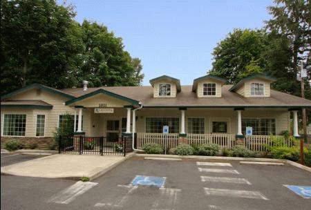 Olympia Manor
