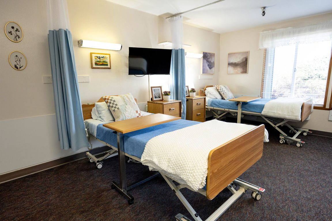 Crystal Cove Post Acute photo 1