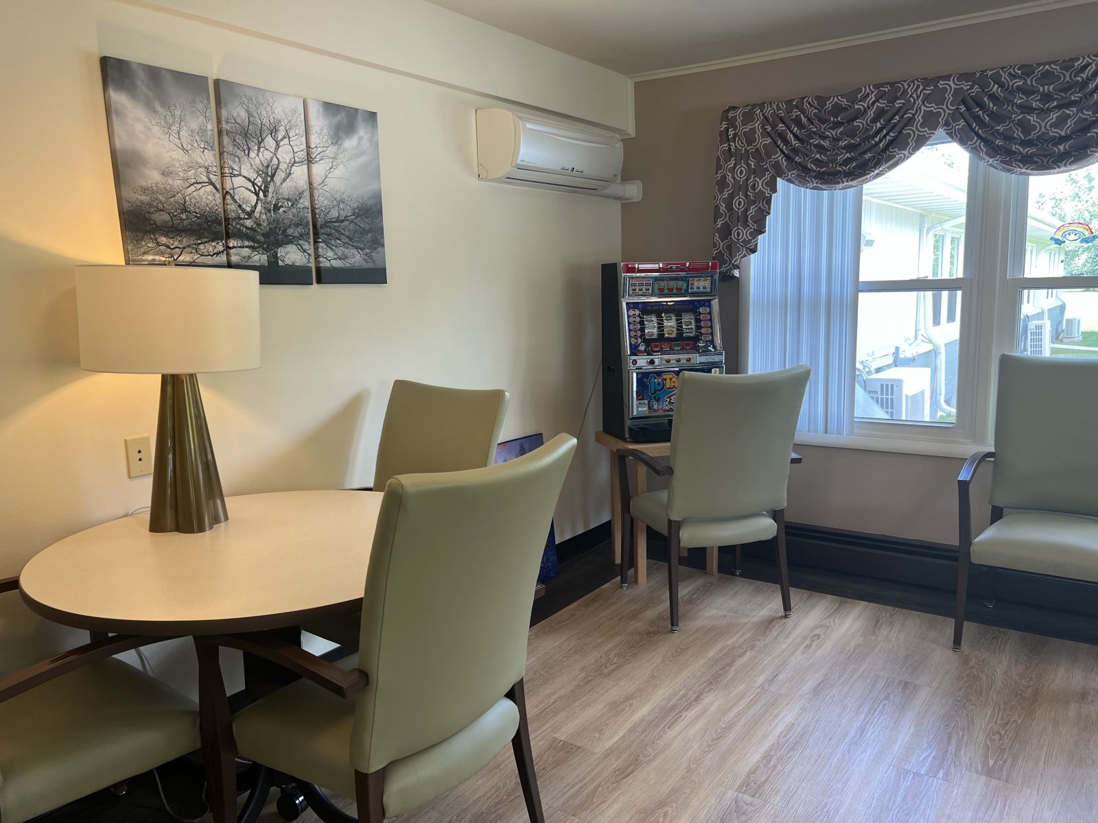 Garden View Assisted Living Center photo 8